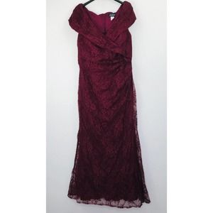 La Femme Women's 18 Dress Red Portrait Neck Lace Gown Ruched Trumpet Skirt